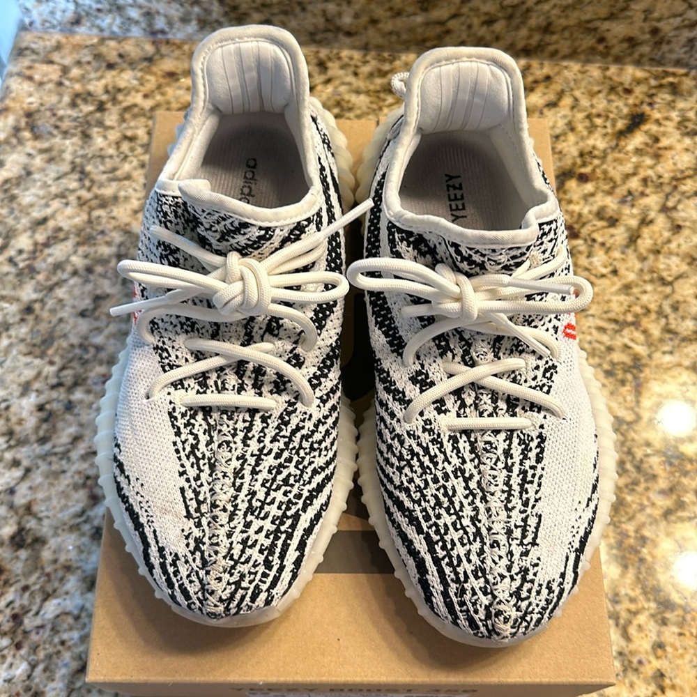 Yeezy 350 Zebra